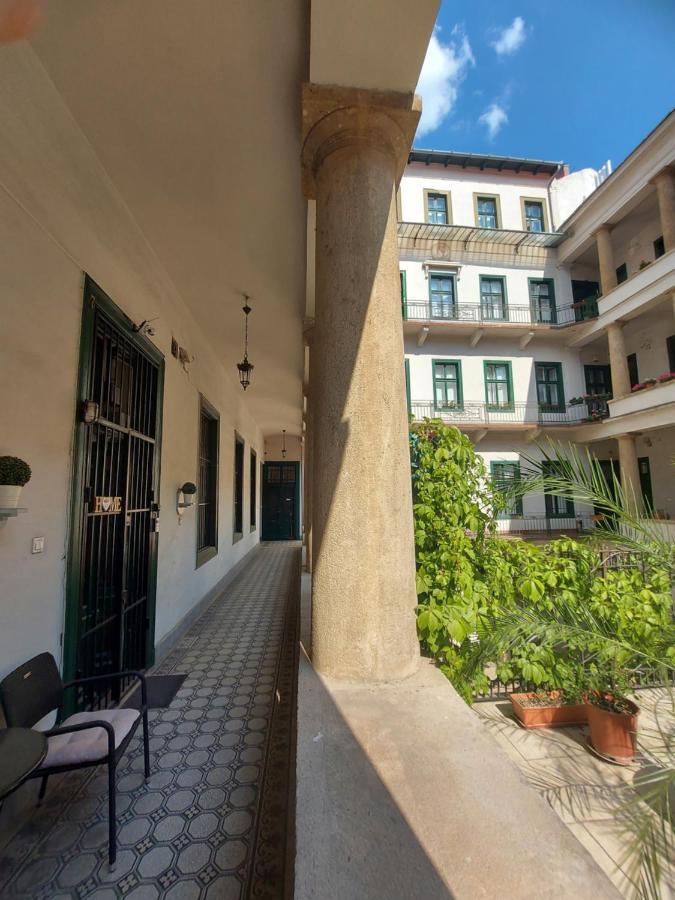 Home City Center Terrace Apartment Budapest Esterno foto