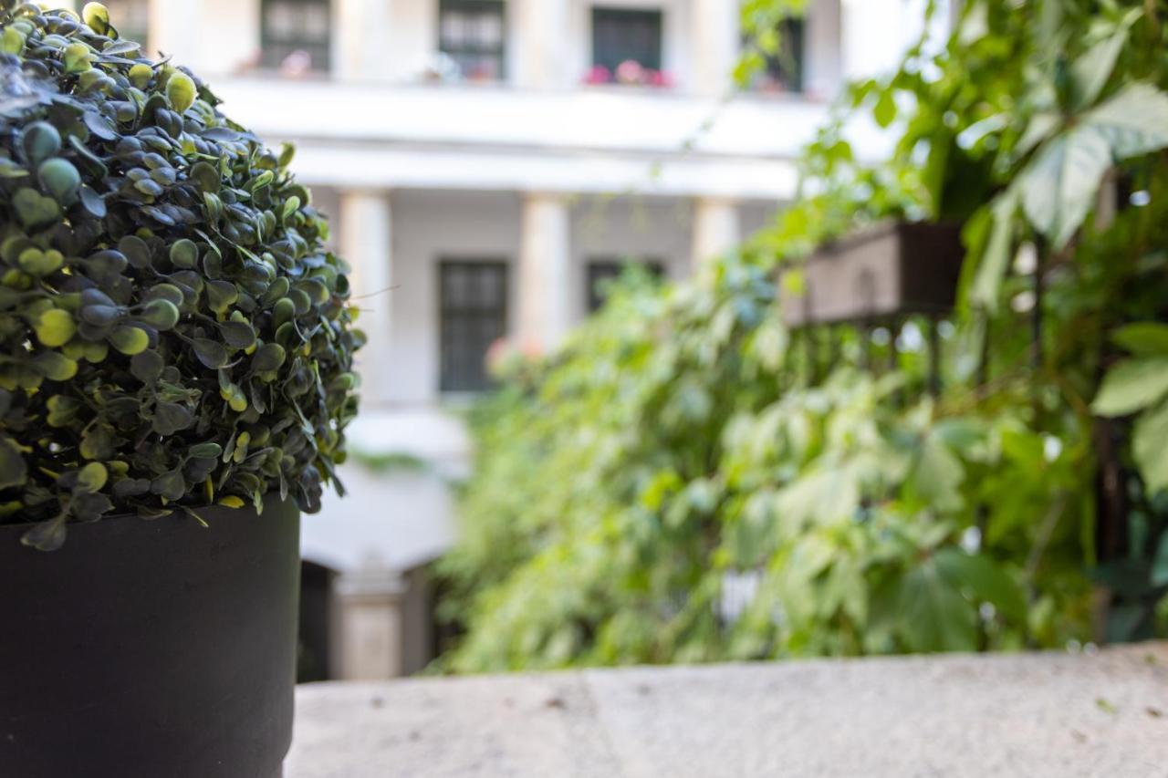 Home City Center Terrace Apartment Budapest Esterno foto