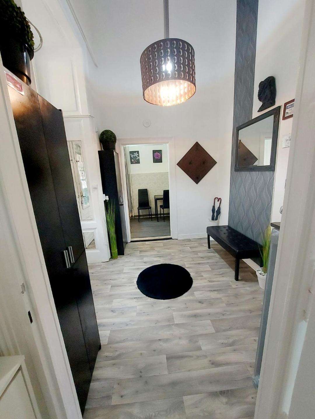 Home City Center Terrace Apartment Budapest Esterno foto